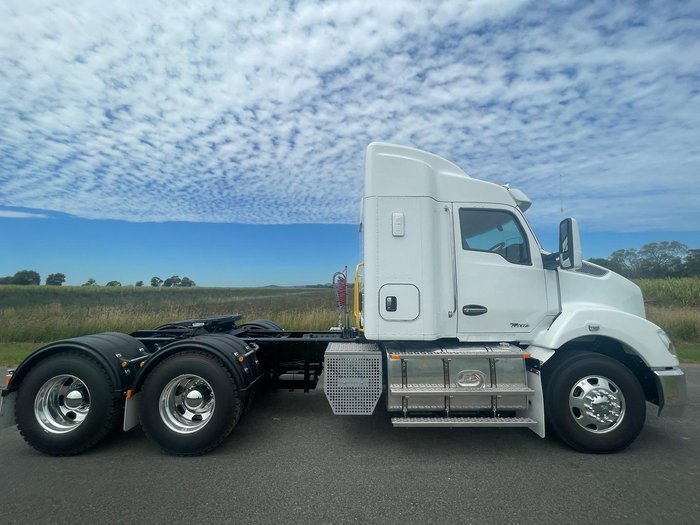 2025 Kenworth T410