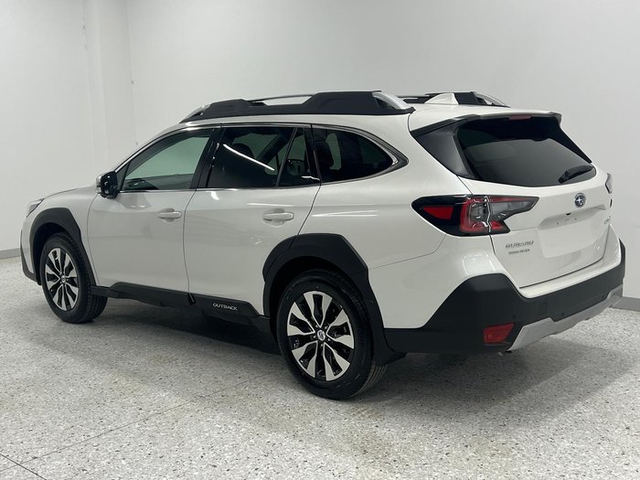 2025 Subaru Outback AWD Touring