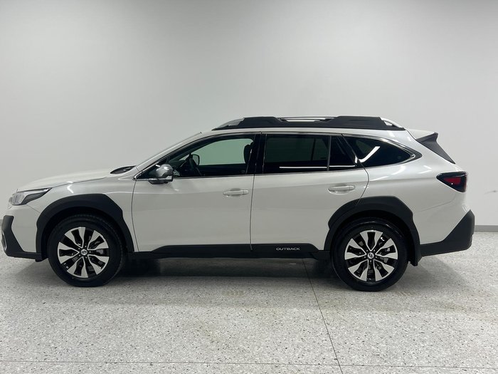 2025 Subaru Outback AWD Touring
