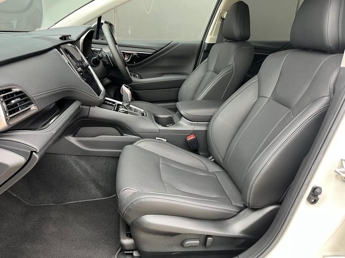 2025 Subaru Outback AWD Touring