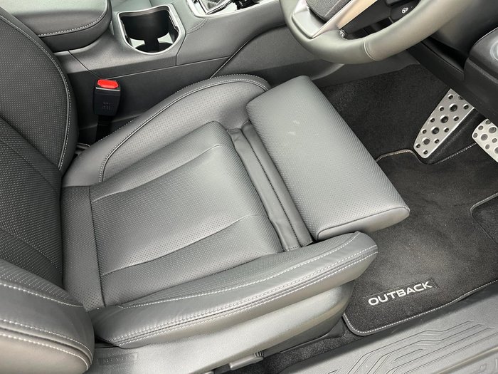 2025 Subaru Outback AWD Touring