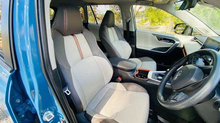 2021 Toyota RAV4 Edge