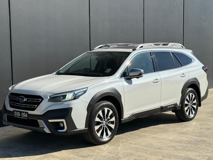 2025 Subaru Outback AWD Touring
