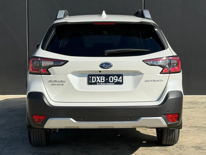 2025 Subaru Outback AWD Touring