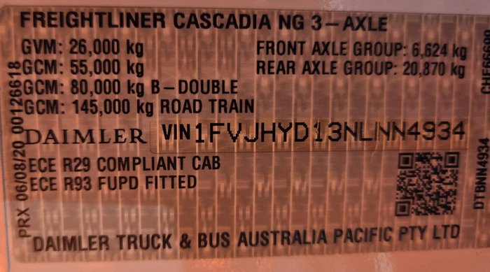 2021 Freightliner Cascadia WHITE