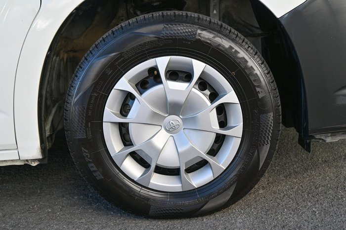 2019 Toyota Hiace Commuter GDH322R French Vanilla