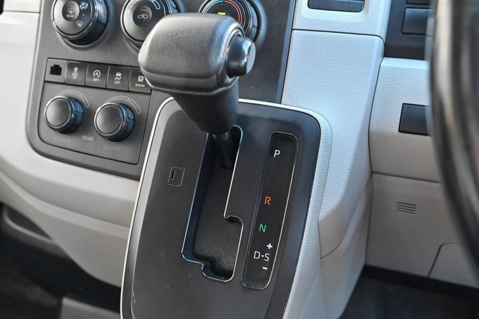 2019 Toyota Hiace Commuter GDH322R French Vanilla