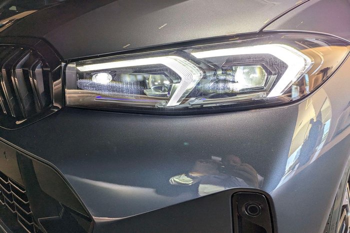 2025 BMW 3 Series 330i M Sport