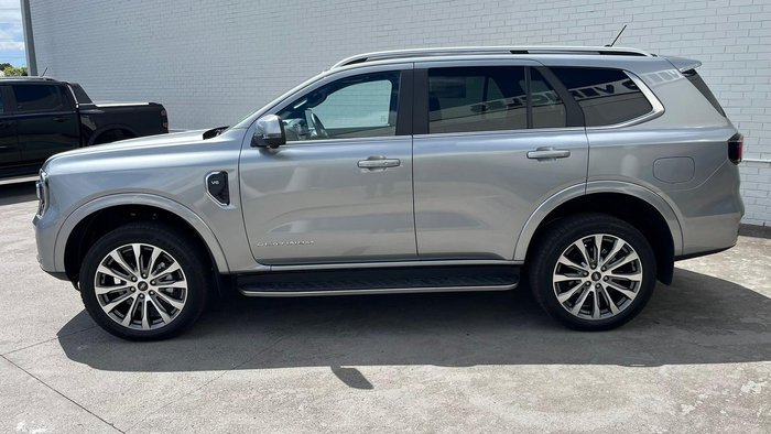 2025 Ford Everest Platinum