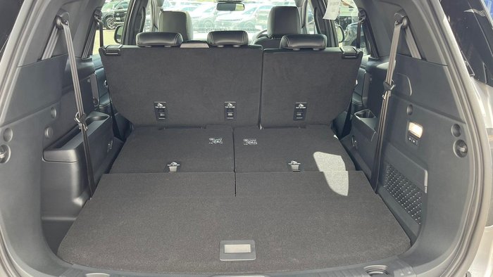 2025 Ford Everest Platinum