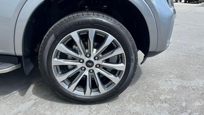 2025 Ford Everest Platinum