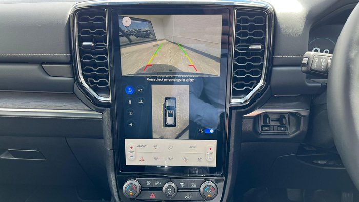 2025 Ford Everest Platinum