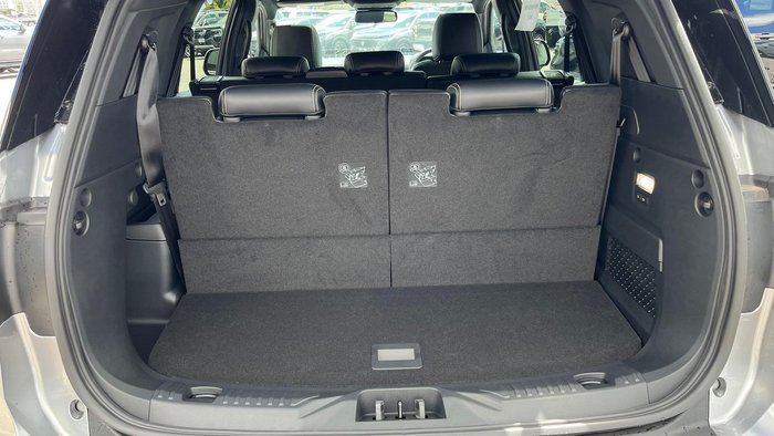 2025 Ford Everest Platinum