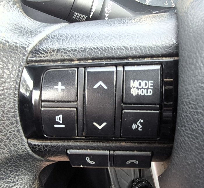 2021 Toyota Hilux SR