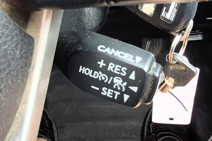 2021 Toyota Hilux SR