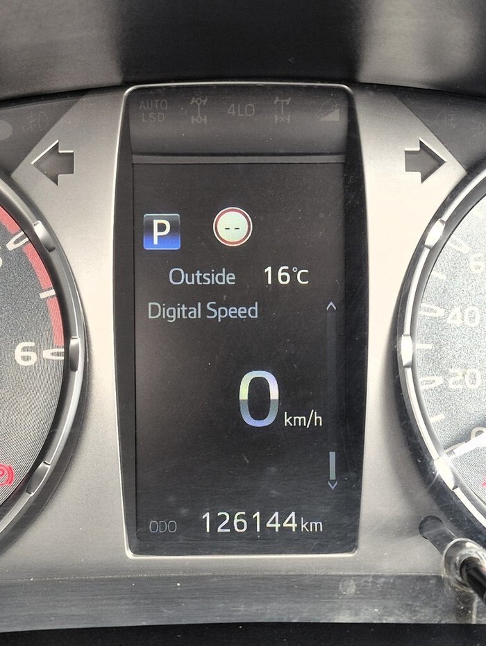 2021 Toyota Hilux SR