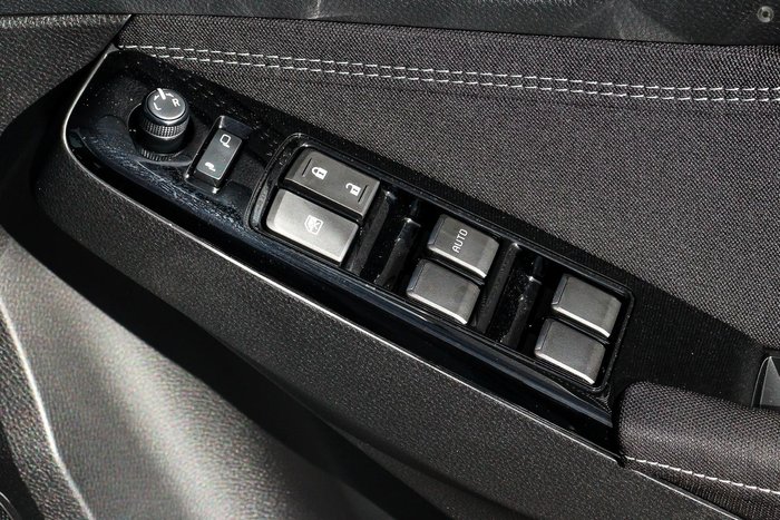 2025 Isuzu D-MAX LS-U