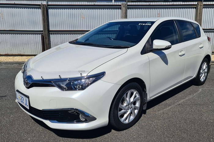 2016 Toyota Corolla Ascent Sport