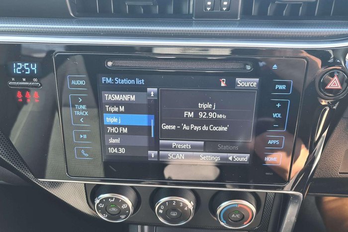 2016 Toyota Corolla Ascent Sport