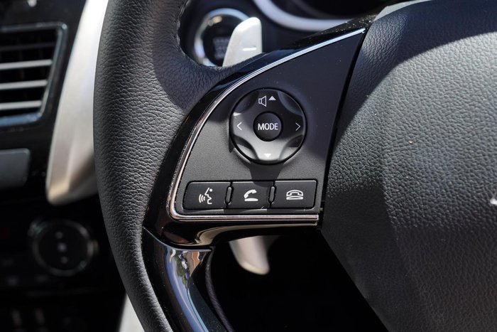 2025 Mitsubishi Eclipse Cross LS