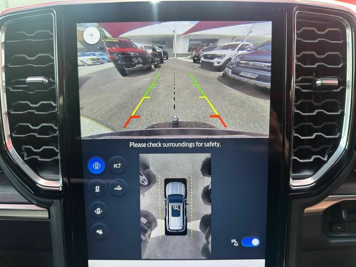 2025 Ford Everest Platinum