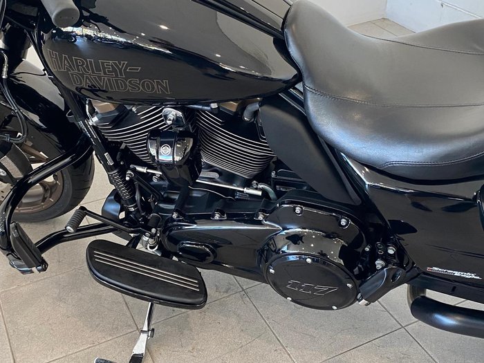 2022 Harley-Davidson Street Glide ST 117 (FLHXST) Touring Black