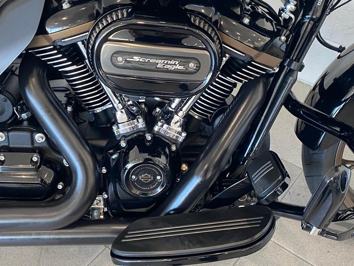 2022 Harley-Davidson Street Glide ST 117 (FLHXST) Touring Black