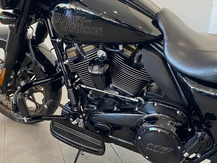 2022 Harley-Davidson Street Glide ST 117 (FLHXST) Touring Black