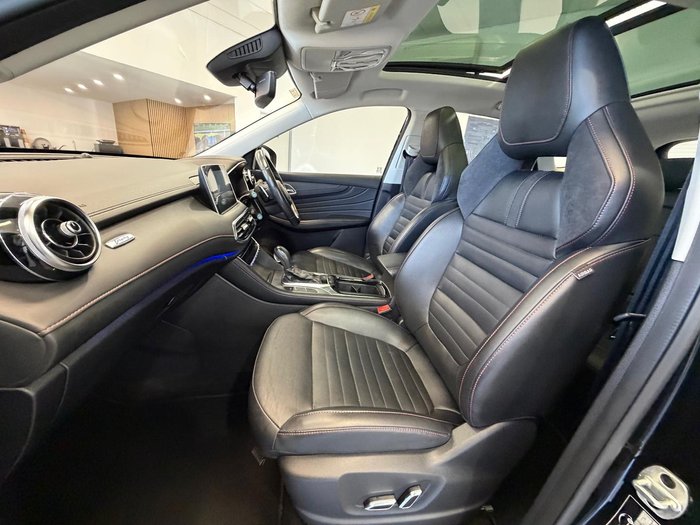 2020 MG HS Essence Anfield Edition