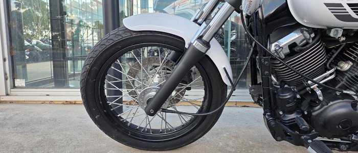 2015 Yamaha XVS650 V-STAR CUSTOM WHITE