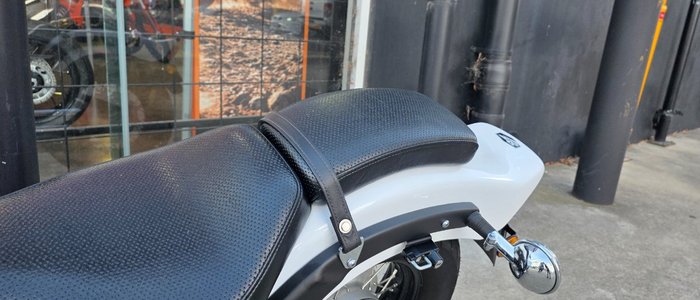 2015 Yamaha XVS650 V-STAR CUSTOM WHITE