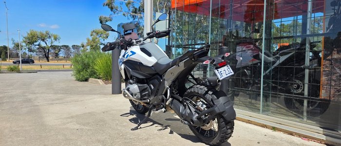 2025 BMW Motorrad R 1300 GS PURE WHITE