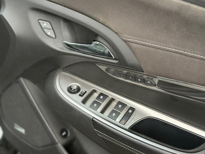 2017 Holden Calais V