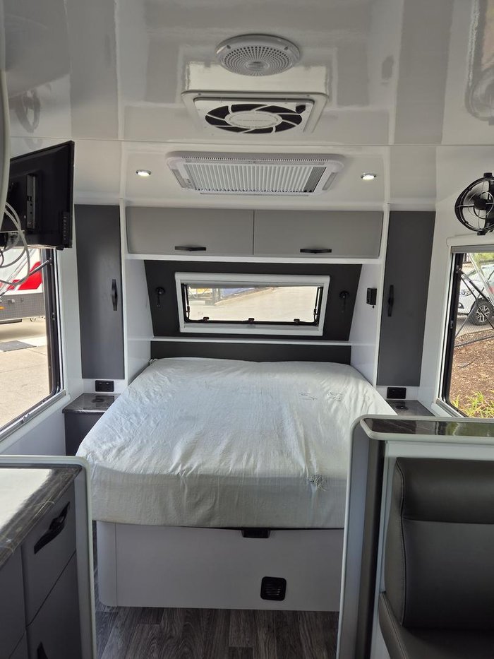 2025 Snowy River Src22s Slide-Out Off-Road- Final Price Reduction!