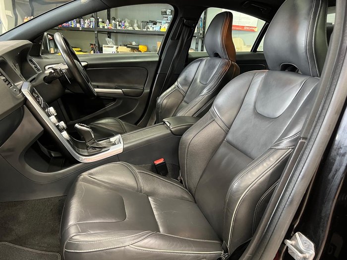 2016 Volvo S60 T5 R-Design MY16 Onyx Black