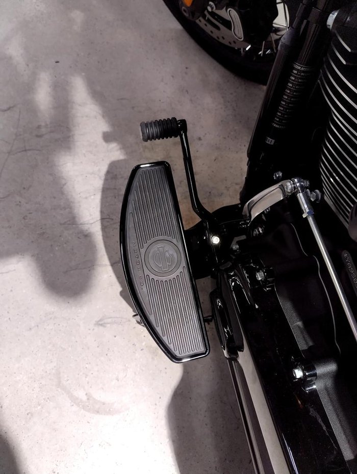 2025 Harley-Davidson Heritage Classic 117 (FLHC) Softail Black