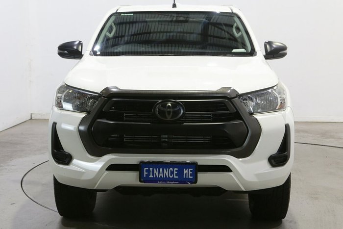 2021 Toyota Hilux SR