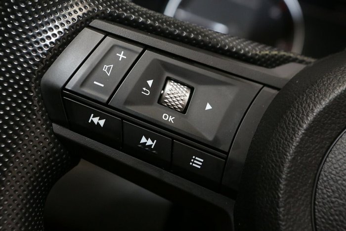 2024 Mitsubishi Triton GLX