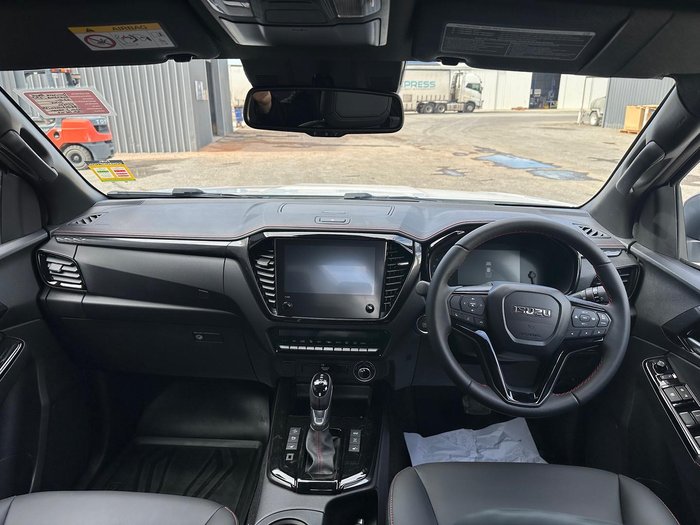 2025 Isuzu D-MAX X-TERRAIN