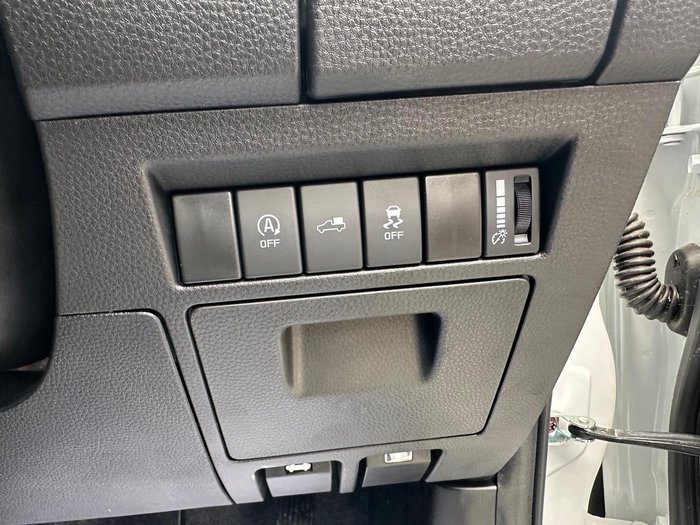 2025 Isuzu D-MAX X-TERRAIN