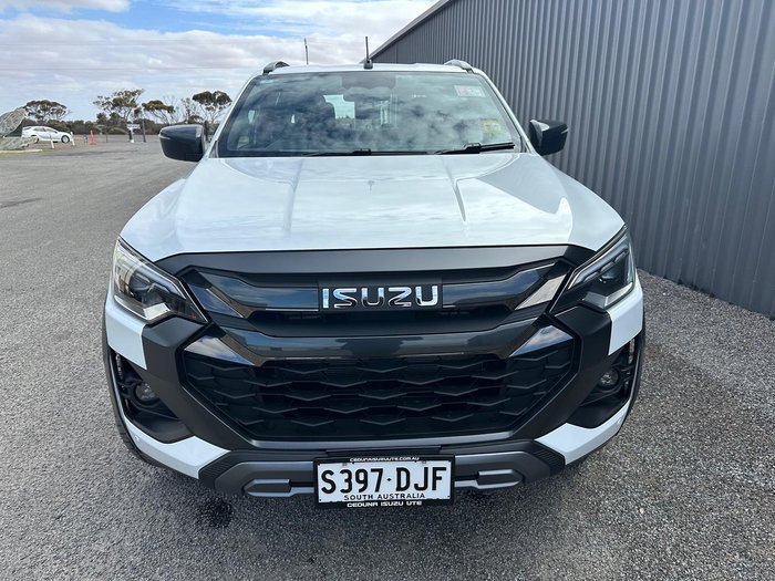 2025 Isuzu D-MAX