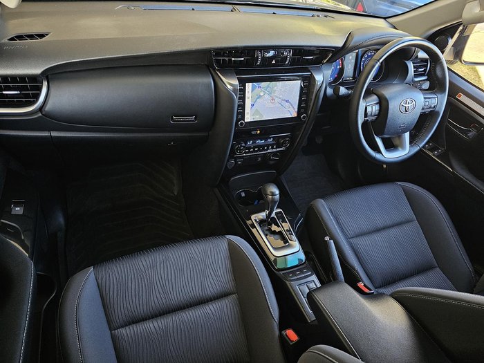 2025 Toyota Fortuner GXL GUN156R 4X4 Dual Range Graphite