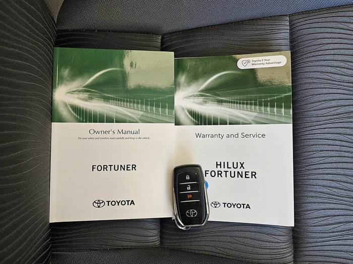 2025 Toyota Fortuner GXL GUN156R 4X4 Dual Range Graphite