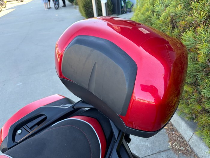 2010 Honda VFR1200F Red