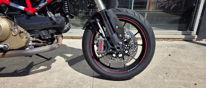 2007 DUCATI HYPERMOTARD 1100 RED