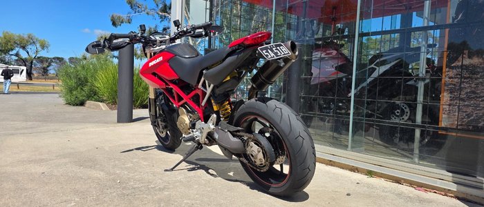 2007 DUCATI HYPERMOTARD 1100 RED