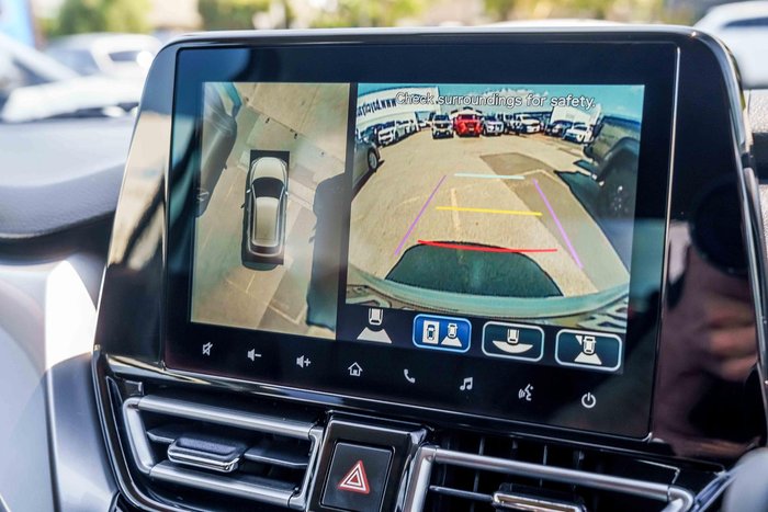 2025 Suzuki Fronx Hybrid KW Splendid Silver Pearl Metallic + Bluish Black Pearl