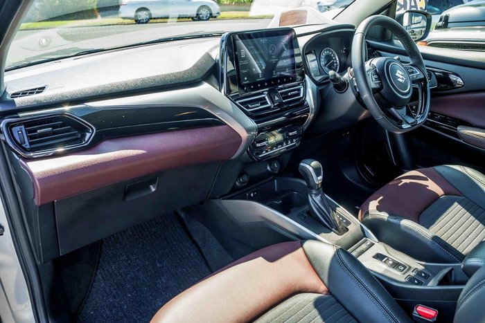 2025 Suzuki Fronx Hybrid KW Splendid Silver Pearl Metallic + Bluish Black Pearl