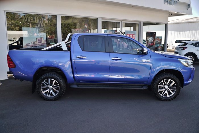 2015 Toyota Hilux SR5
