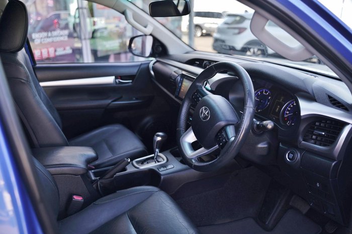 2015 Toyota Hilux SR5